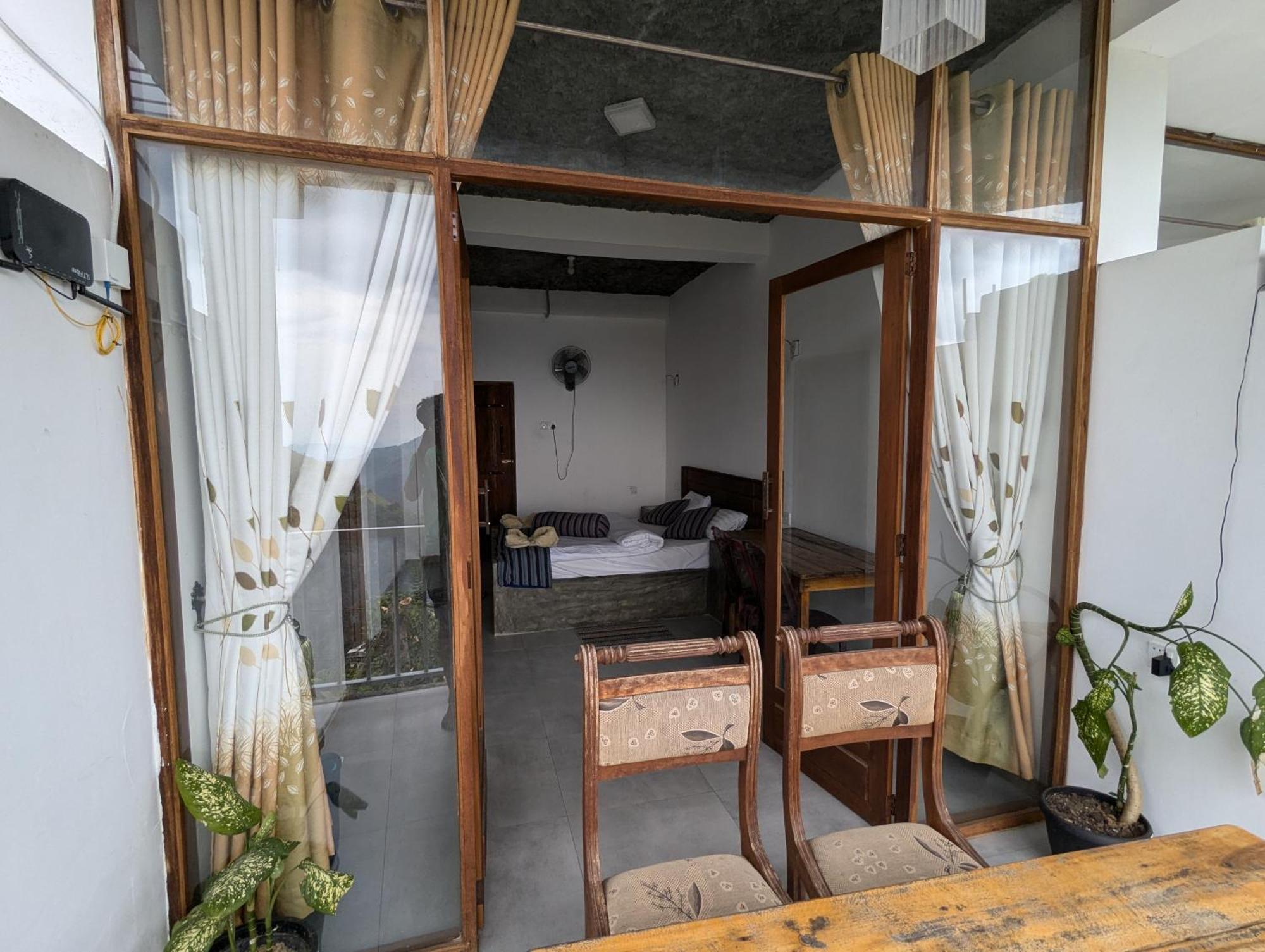 Rock Paradise Homestay เอลลา ภายนอก รูปภาพ